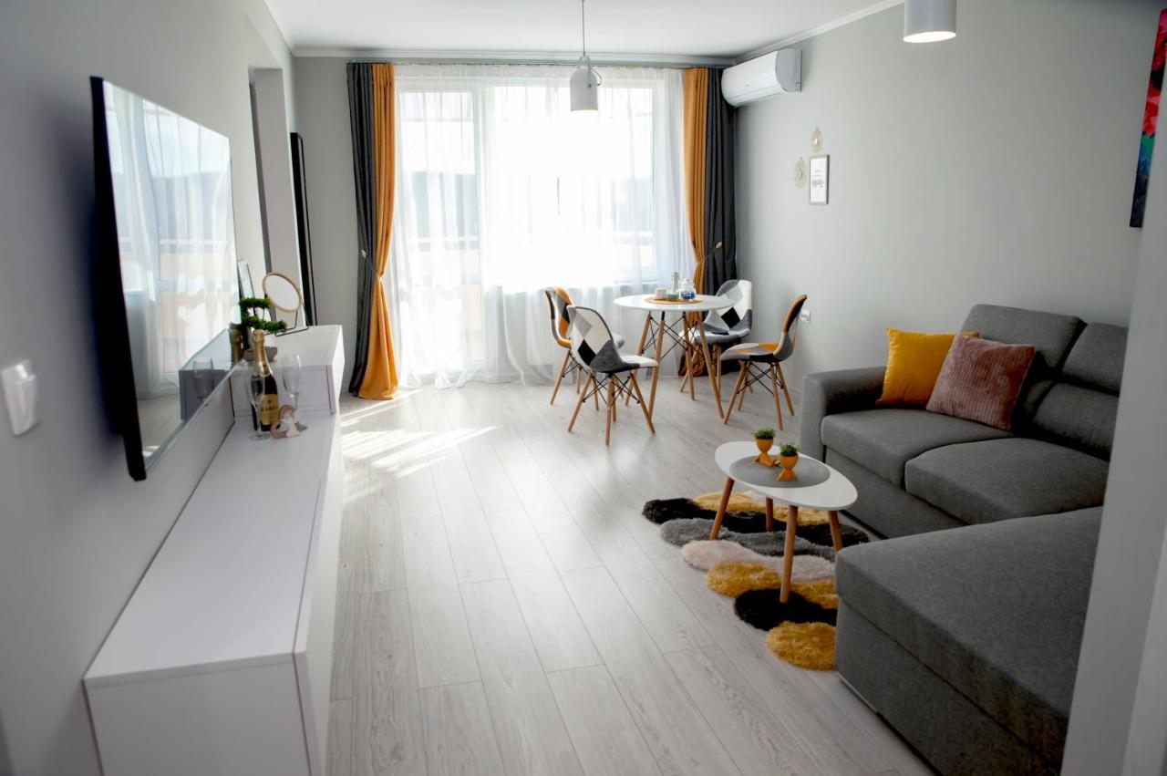 Stadium Apartments فيليكو ترنوفو المظهر الخارجي الصورة